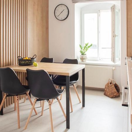 Bastova Apartment Bratislava Buitenkant foto